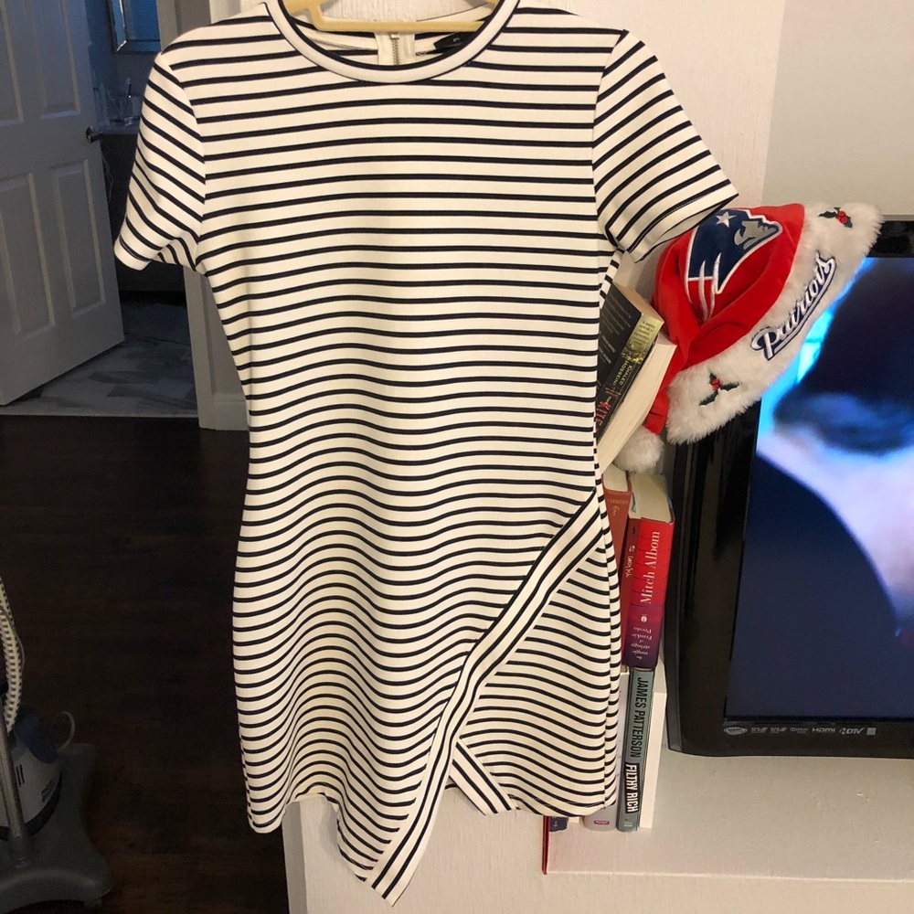 Striped body on Olivaceous dress